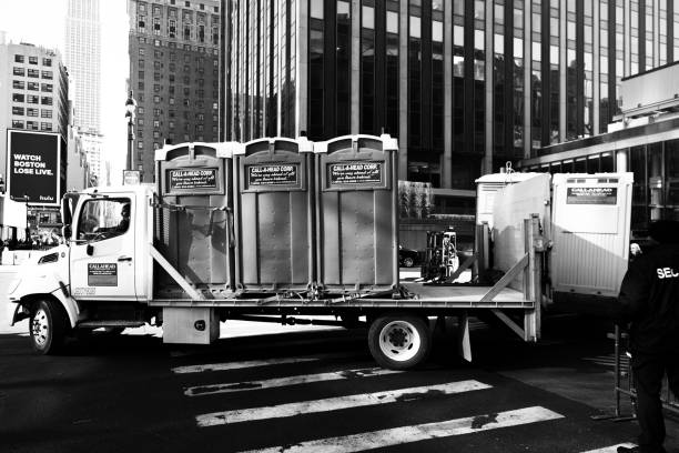 Best Portable toilet rental cost  in Riverdale, GA